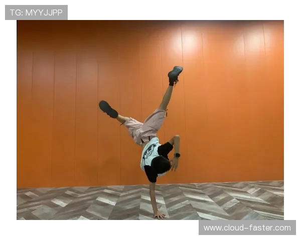 南京街舞队实力解析：街舞文化的传承与创新之路